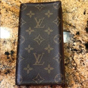 LOUIS VUITTON Brown Checkbook Cover/wallet